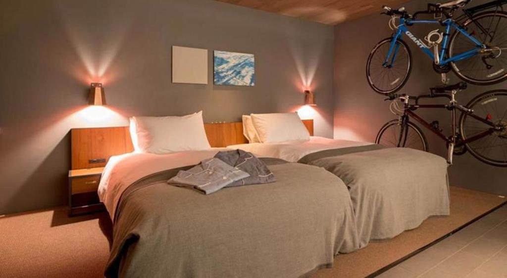 Hotel Cycle Ономичи Стая снимка